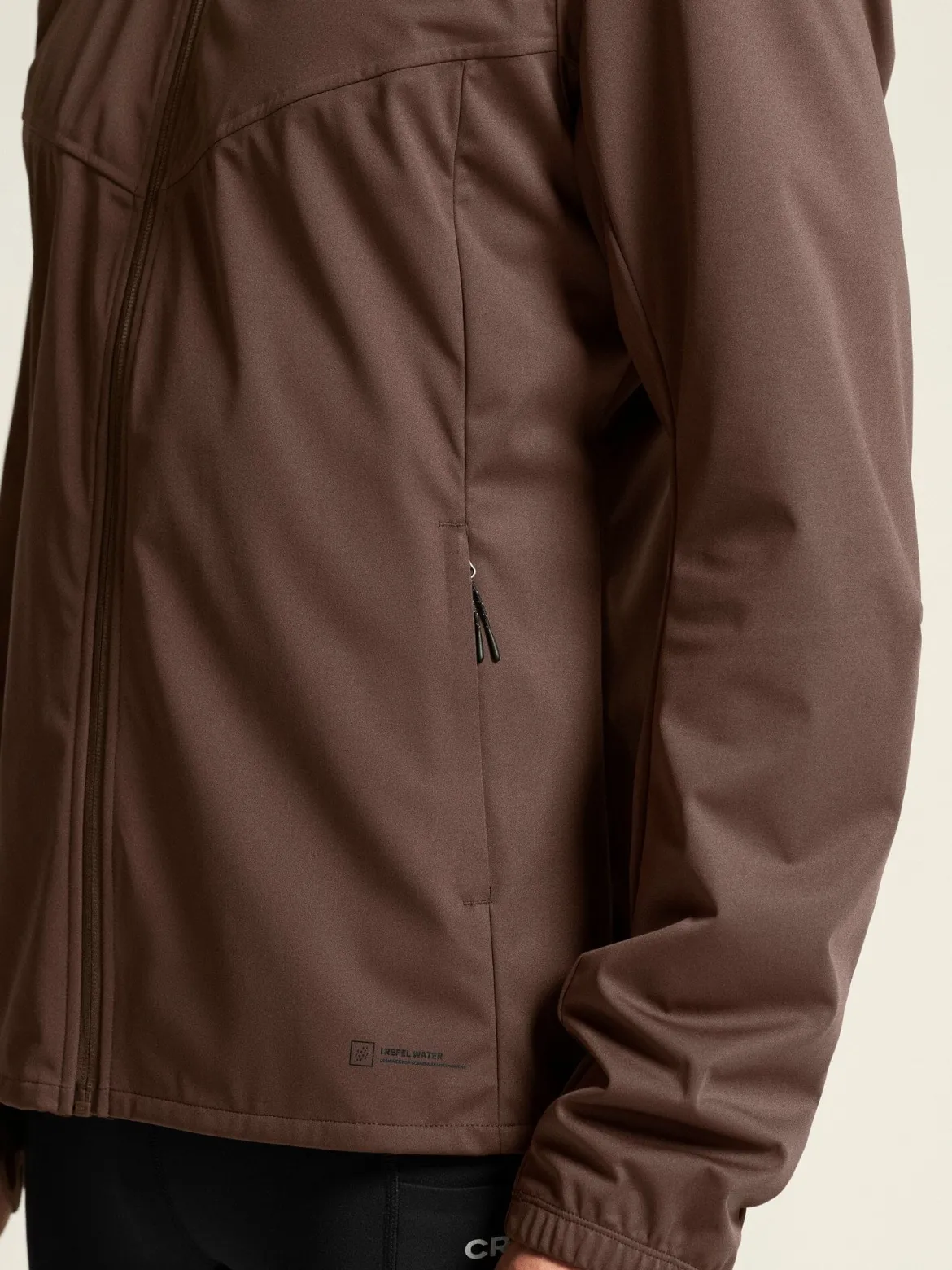 Men's ADV Essence Hydro Jacket - PRUNE