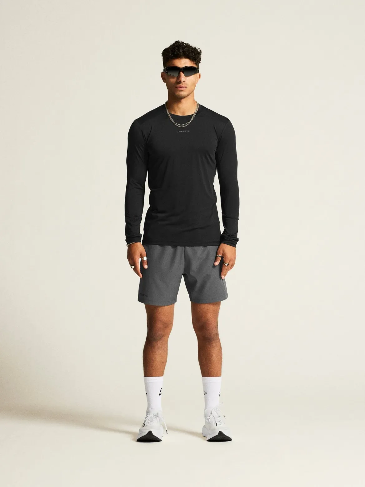 Men's Adv Essence LS Tee 2 - Black