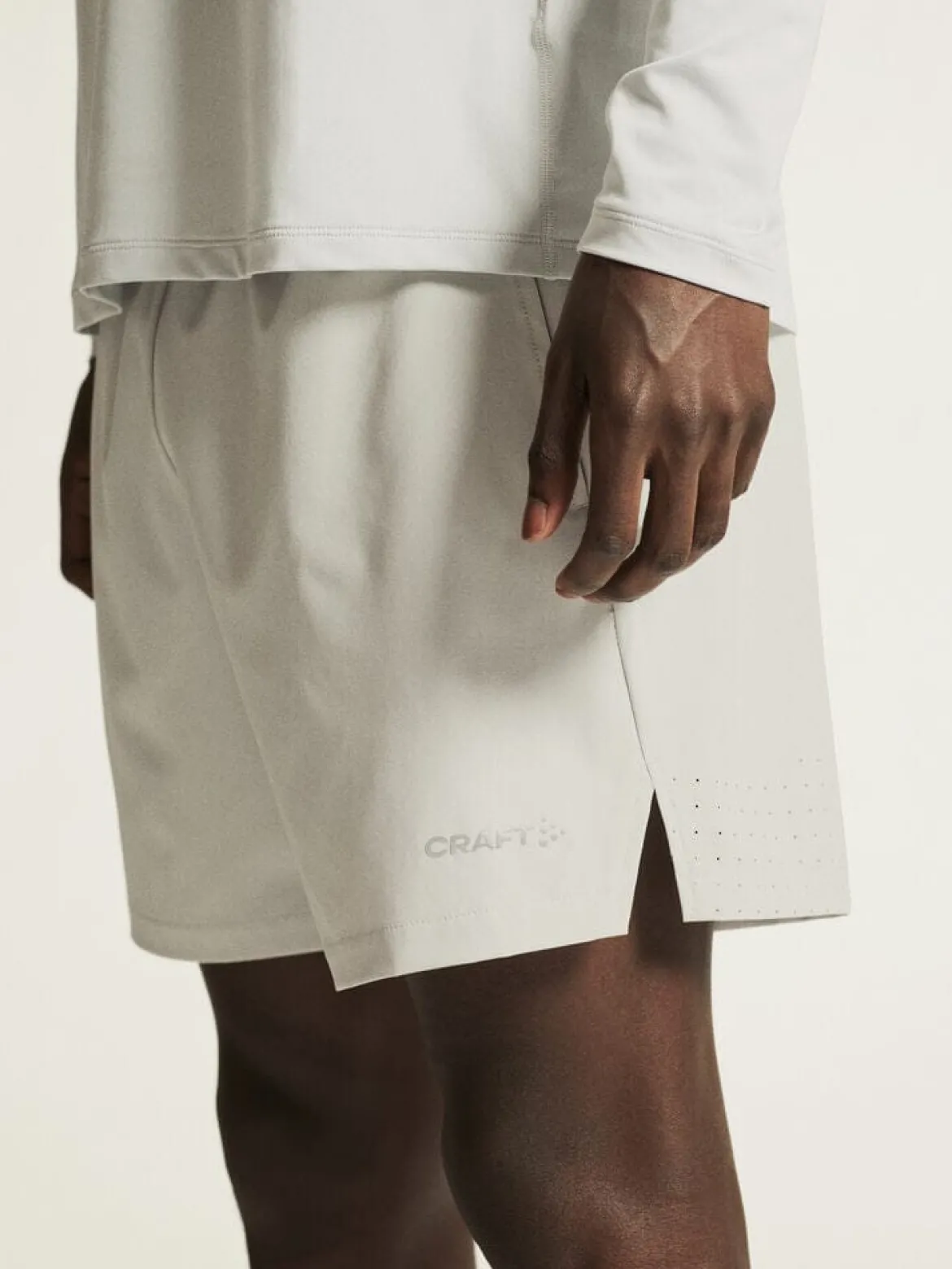 Men's ADV Essence Shorts - Cloud
