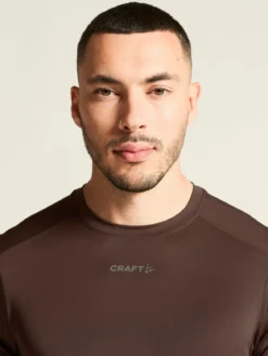 Men's Adv Essence SS Tee 2 - PRUNE