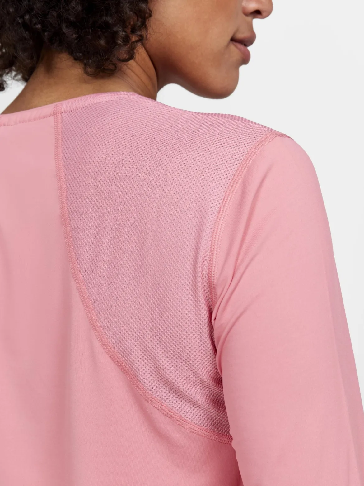 Women's ADV Essence Longsleeve Training Tee - ARROSA