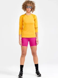 Women's ADV Essence Longsleeve Training Tee - CALM