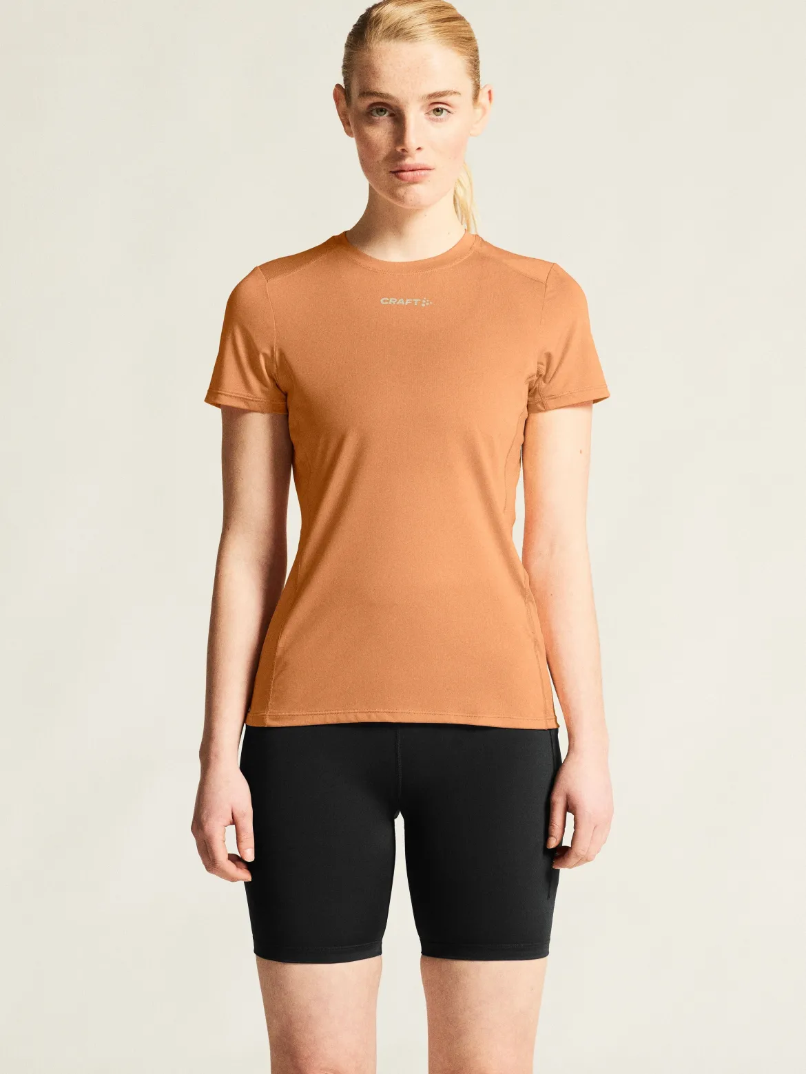 Women's Adv Essence SS Tee 2 - Apricot