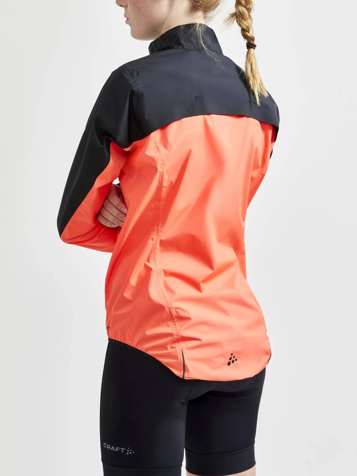Women's Core Endur Hydro Cycling Jacket - BLACK/SHOCK