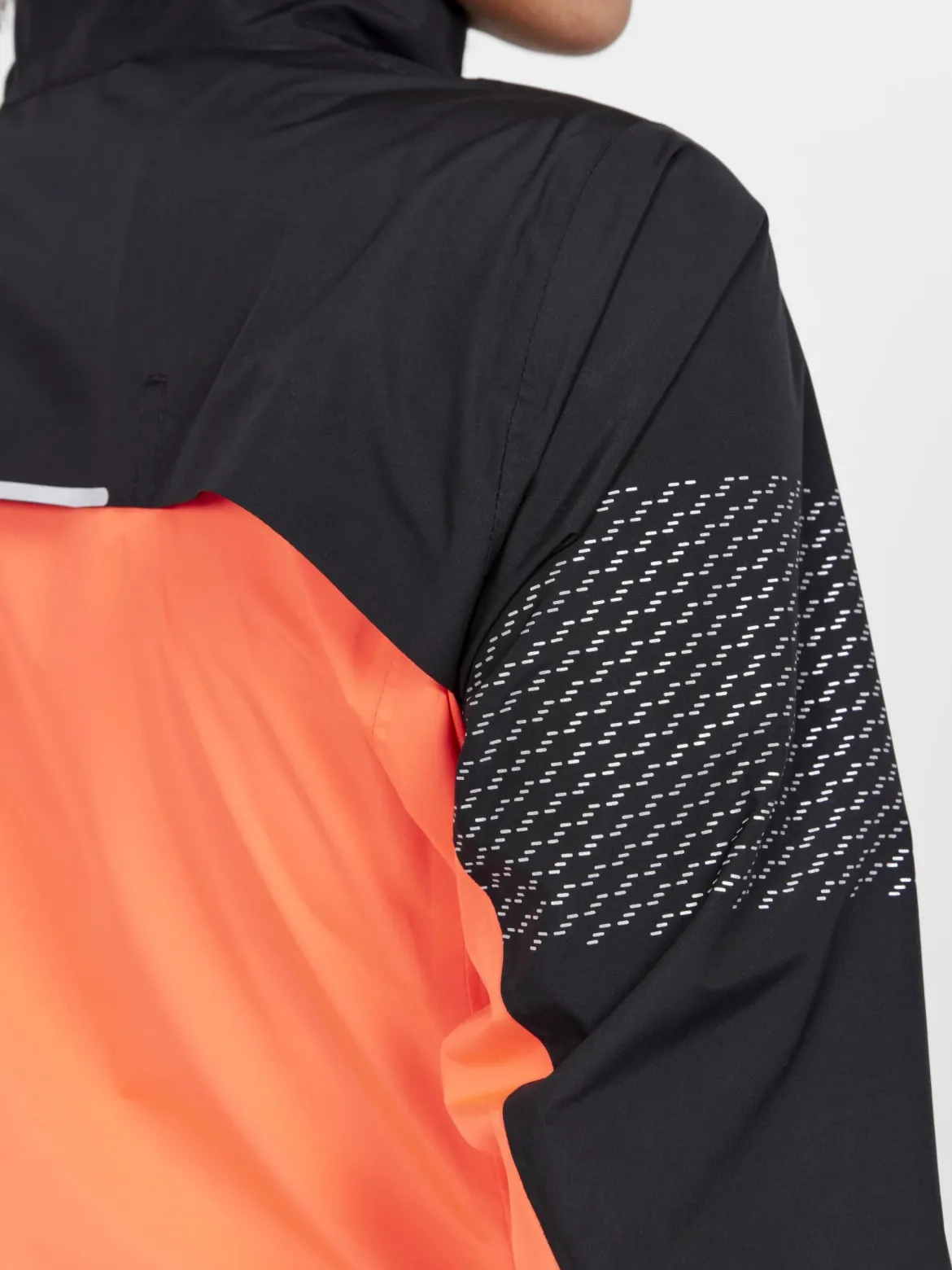 Women's Core Endur Lumen Hydro Bike Jacket - BLACK/SHOCK