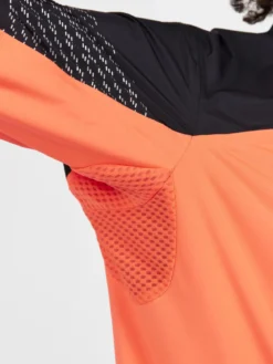 Women's Core Endur Lumen Hydro Bike Jacket - BLACK/SHOCK