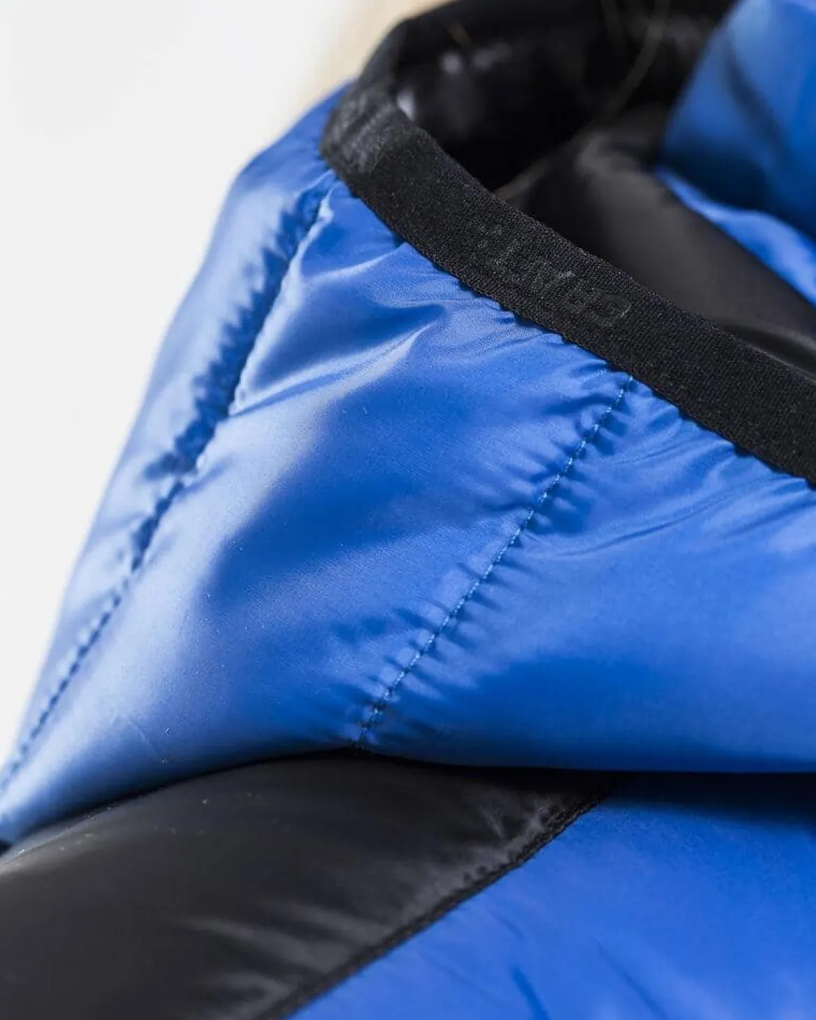 Women's Craft Isolate Jacket - ROYAL