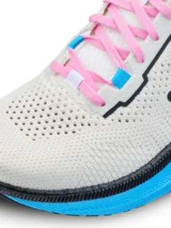 Women's Endurance 3 Running Shoe - Tofu/Contrast Pink