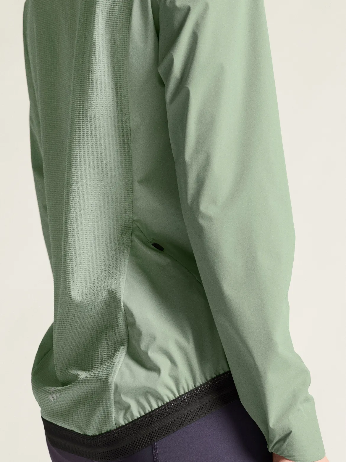 Women's Endur Light Wind Jacket - GLACIAL