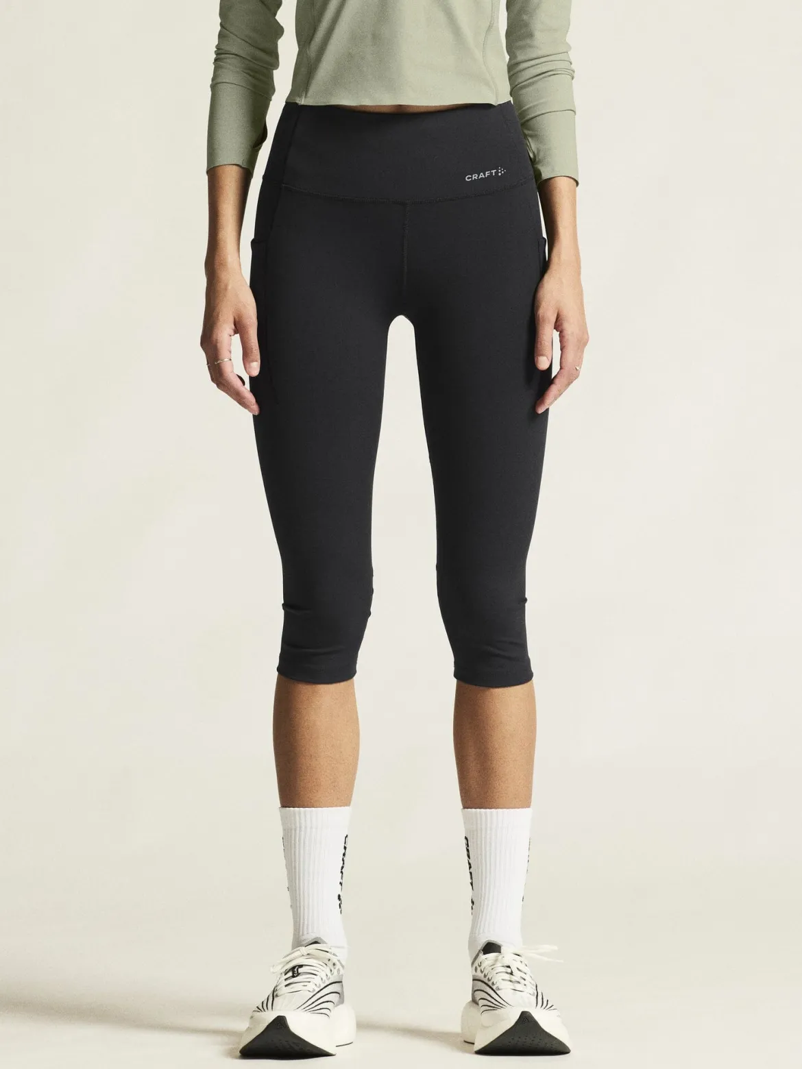 Women's Essence Capri 3 - Black