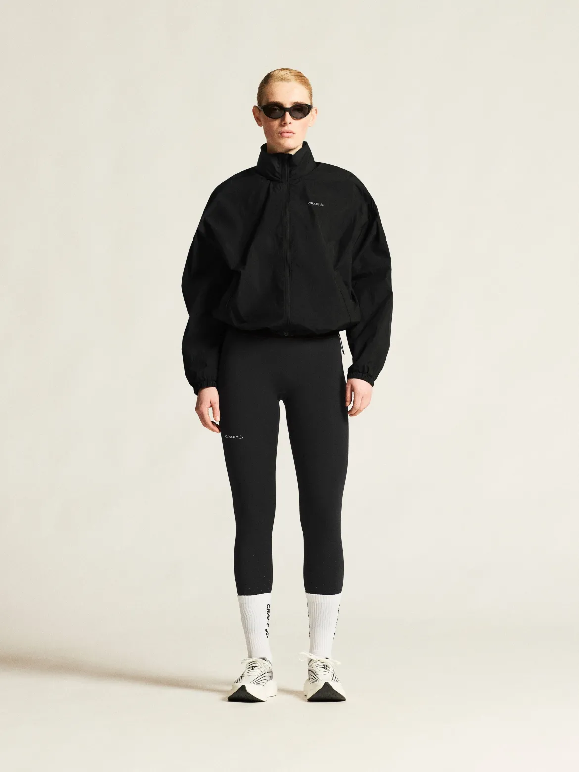 Women's Hypervent Oversized Wind Jacket - Black