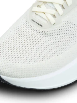 Women's Nordlite Ultra Gravel Running Shoe - Ash White/Black