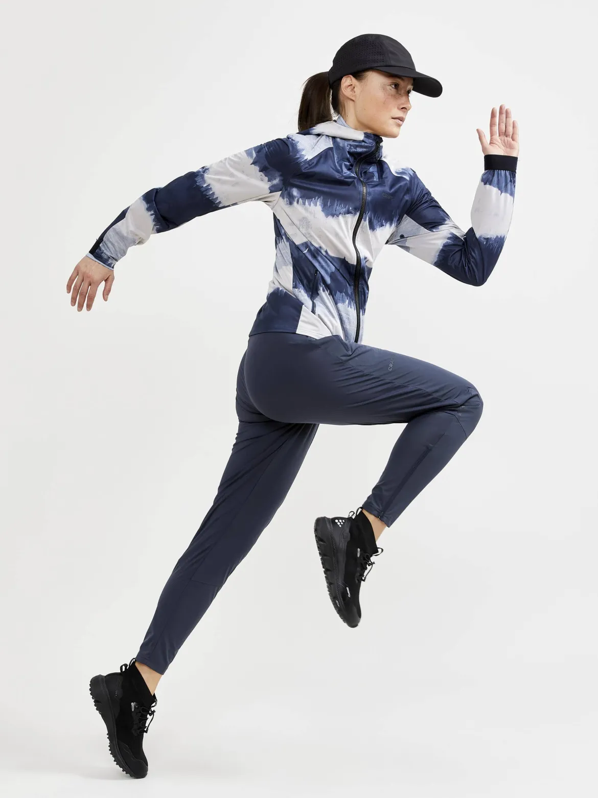 Women's Pro Hydro Running Jacket 2 - BARK-MULTI