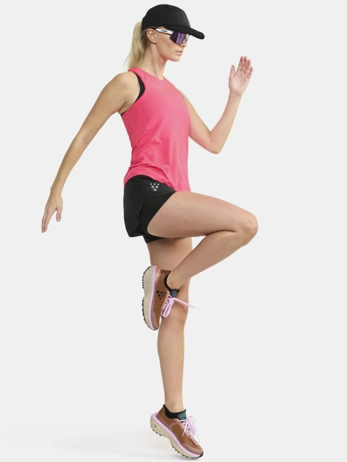 Women's Pro Hypervent Runnning Singlet 2 - FUCHSIA